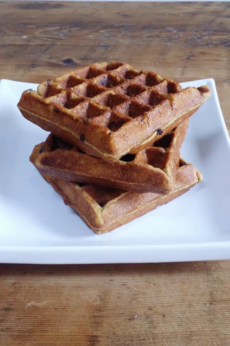 No need to buy frozen waffles! You can make your own healthy pumpkin freezer waffles and enjoy them all year long with this recipe from Rebecca Earl!