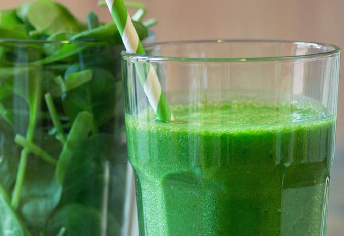 Veggies AND Dessert for Breakfast? Try This Delicious Smoothie and Have Both!